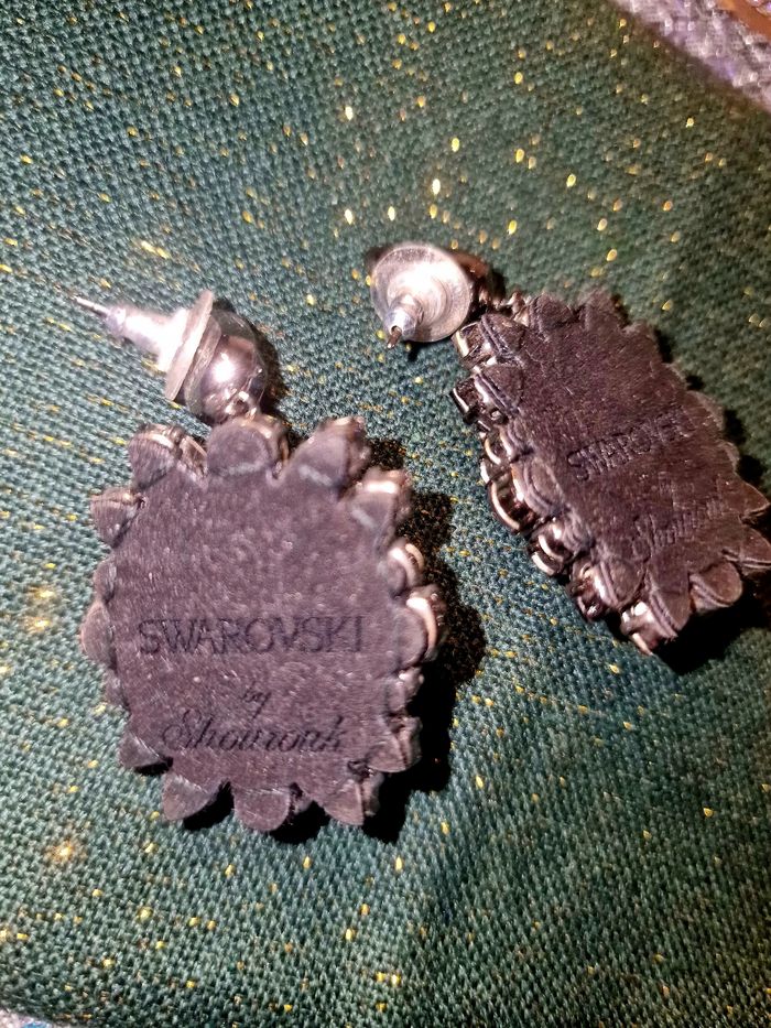 Magnifique boucles d’oreilles Swarovski Authentique - photo numéro 3