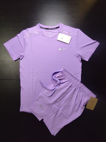 Ensemble Nike Running - neuf avec étiquette -
