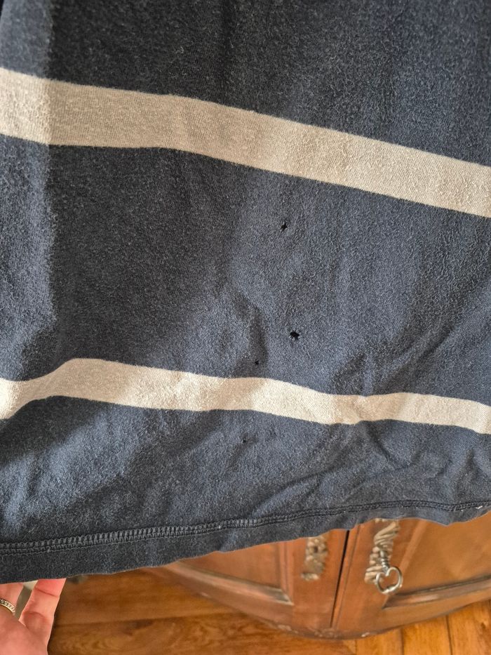 Sweat/t-shirt Hollister manche longues - photo numéro 2