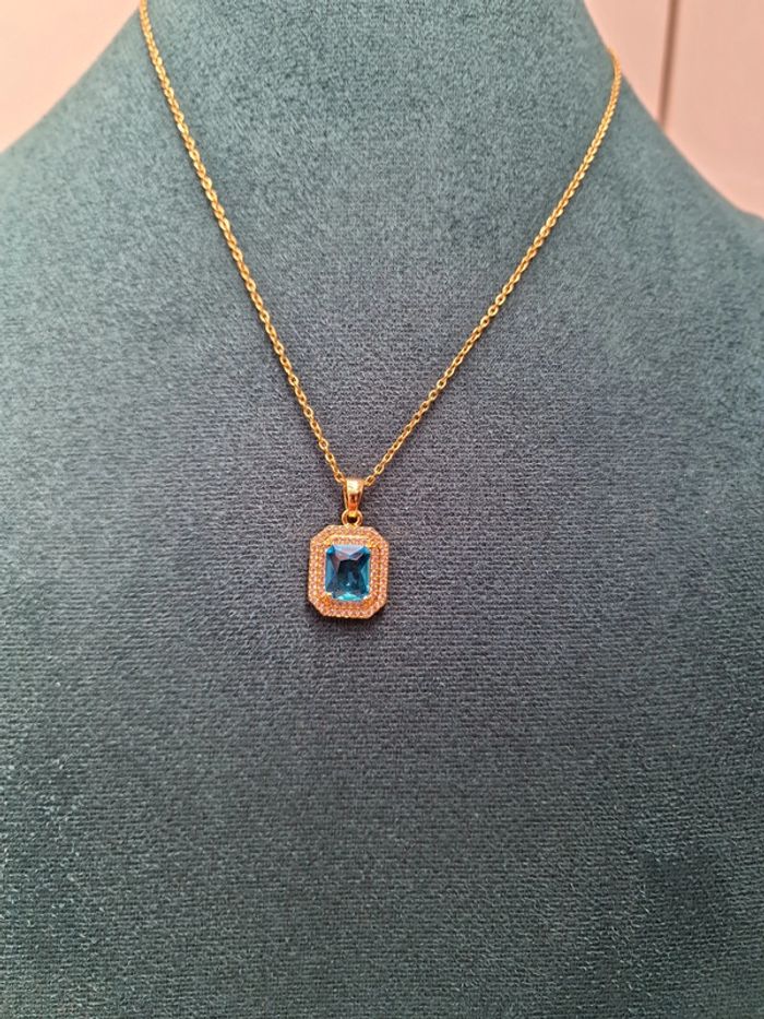 Collier Acier Doré Pendentif Pierre Bleue Cristal - photo numéro 17