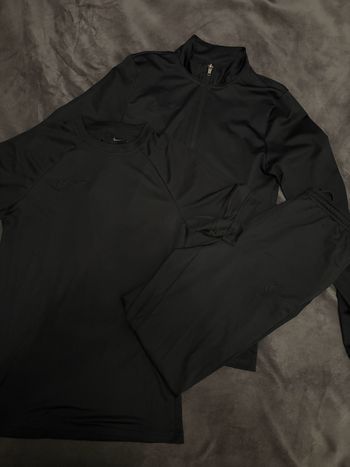 Ensemble Nike noir complet – Taille S – Logo brodé (Premium) 