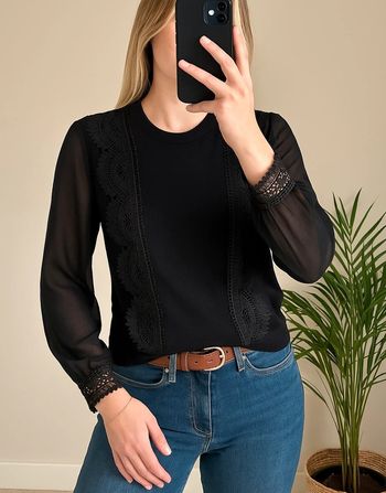 Pull léger noir brodé taille 36 Cache-Cache