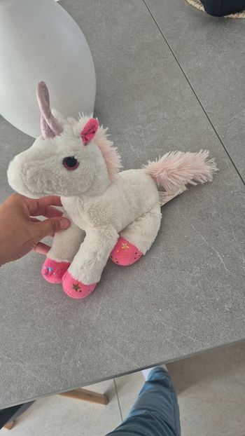 Peluche licorne