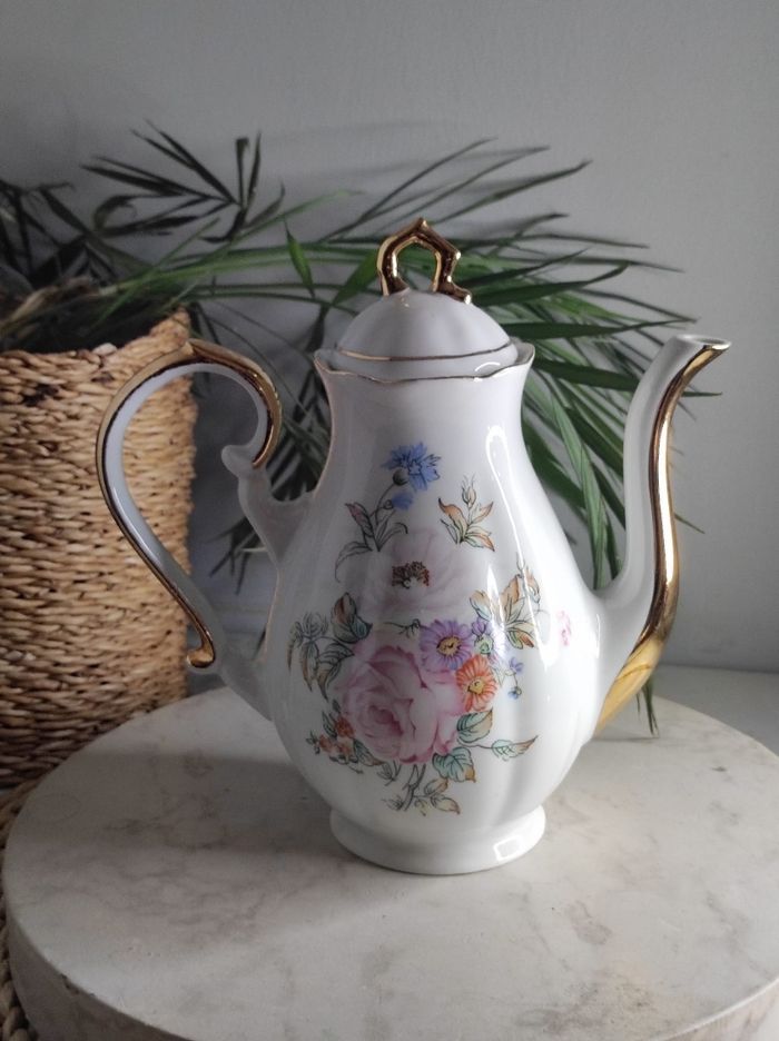 Cafetière porcelaine fine