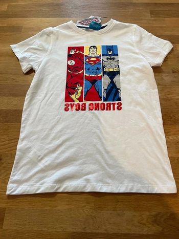 Tee shirt
