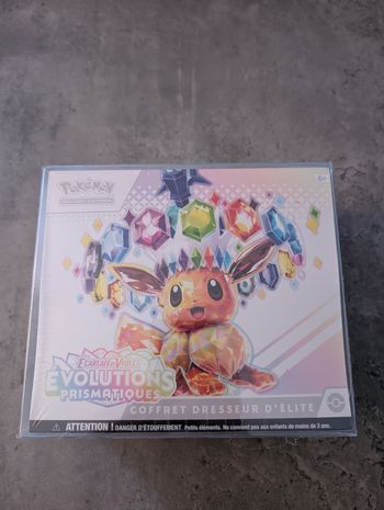 Pokémon coffret dresseur d'élite évolutions prismatiques EV08.5