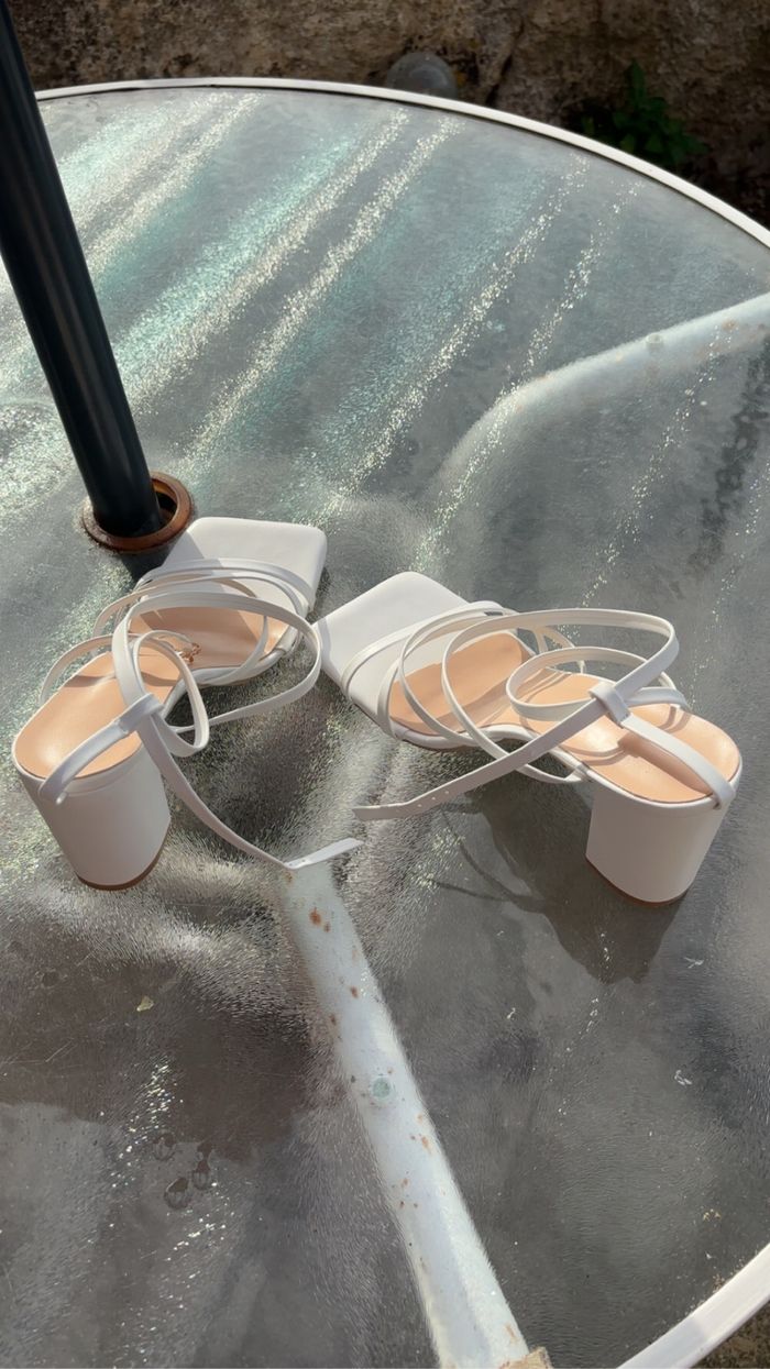 Chaussure - photo numéro 2