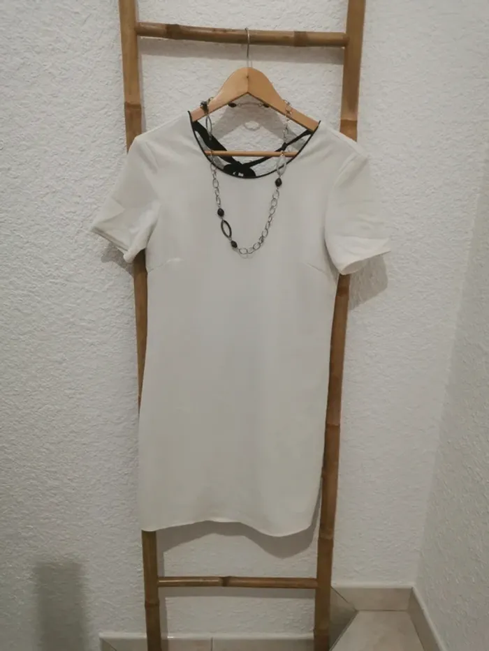 Robe blanche Kiabi