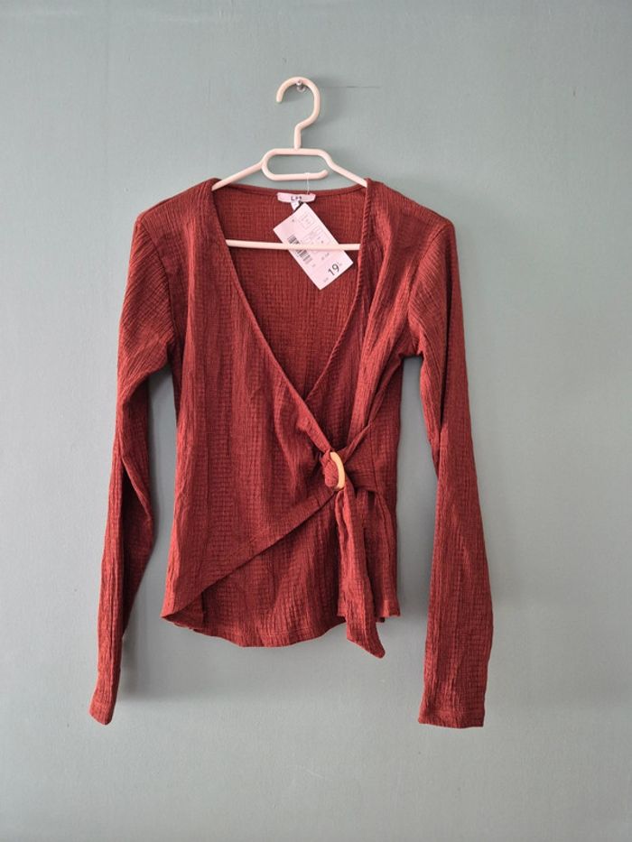 Blouse en crepe, marron, avec boucle, taille 38, la halle, neuve