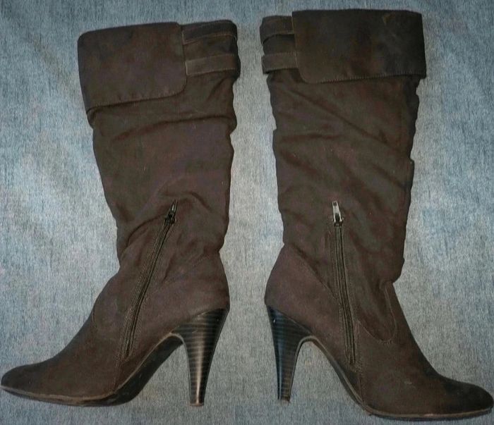 Bottes noires à talons 36 - photo numéro 2