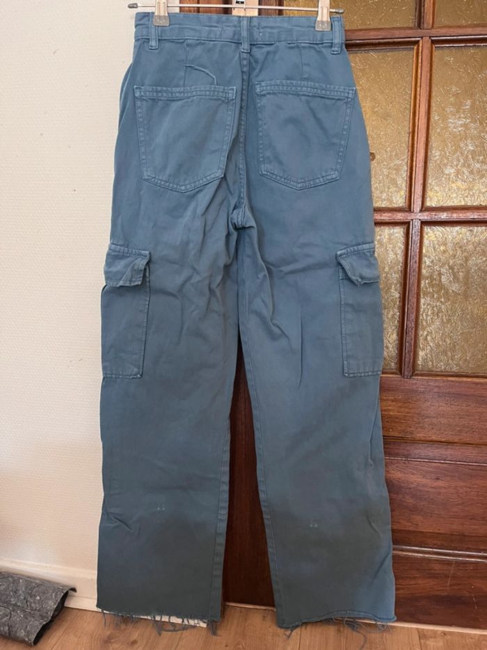 Pantalon Stradivarius taille 32 - photo numéro 2
