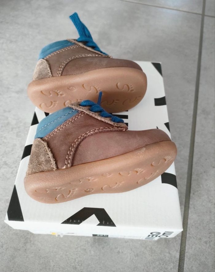 Chaussure - photo numéro 2