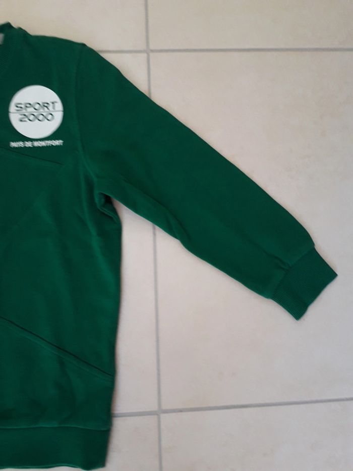 Sweat sport - 8 ans - photo numéro 7