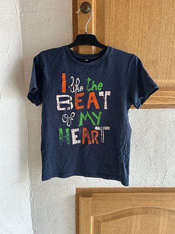 T-shirt bleu marine - taille 8 ans