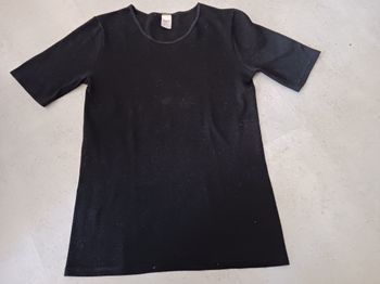 T shirt épais noir Taille S Damart Neuf Belle qualité