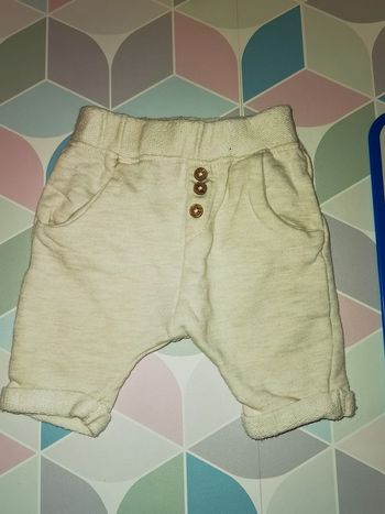 D2336 - pantalon garçon 1 mois