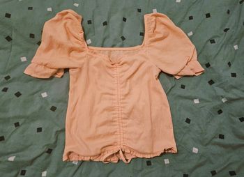 Crop top manche ponpon
