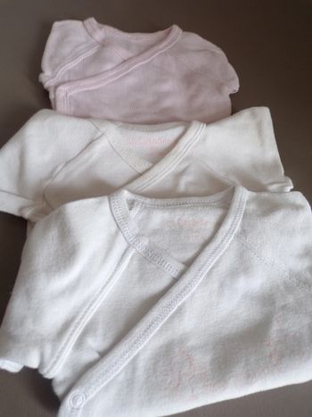 Lot de 16 vetements 6 mois