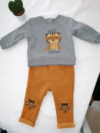 Tenue 9 mois