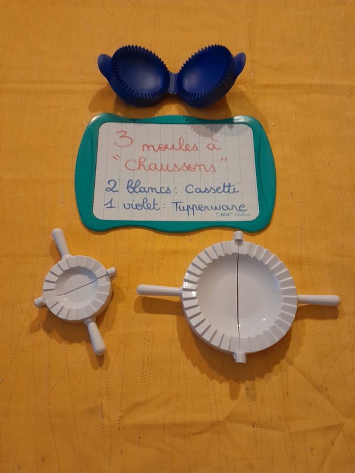 Lot de 3 moules à chaussons aux pommes 🍎 - photo numéro 4