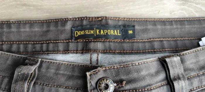 Jean Kaporal taille 36 - photo numéro 4
