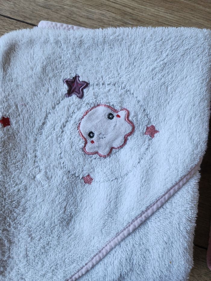 Cape de bain blanche