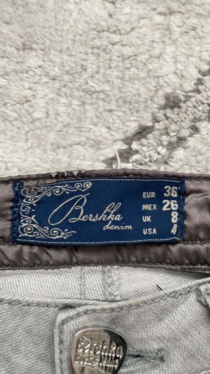 Jean Gris Bershka - photo numéro 2