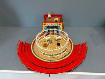 Playmobil cirque circus avec cage  gradin animaux personnages et accessoires