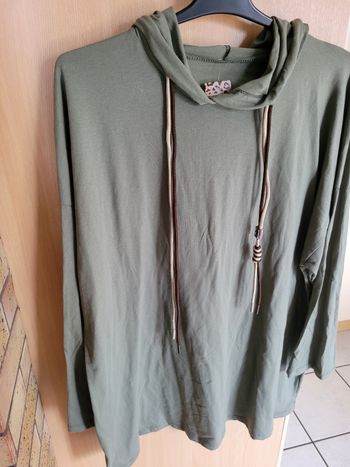 Pull à capuche femme 