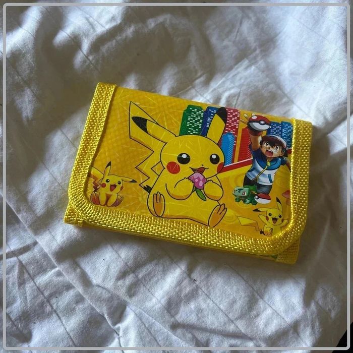 Montre + porte monnaie pikatchu - photo numéro 3