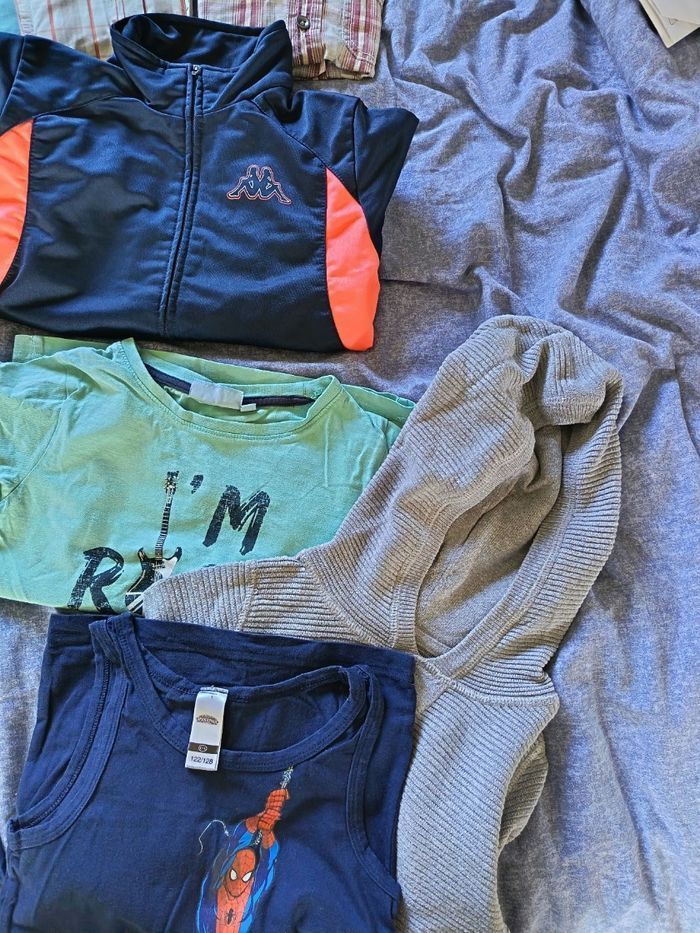 Très gros lot 20 vêtements garçon 6 ans - photo numéro 8