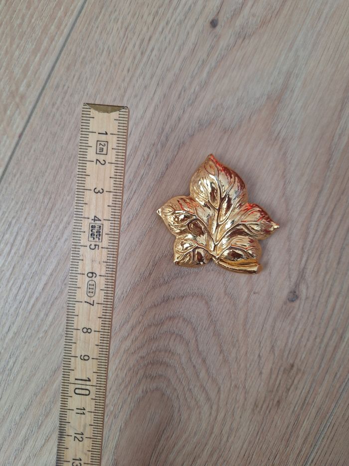 Broche à foulard neuve dorée - photo numéro 4