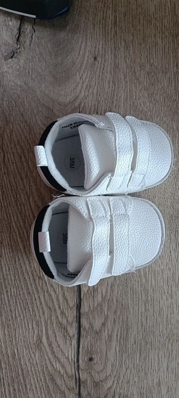 Chaussures bébé 3-6 mois