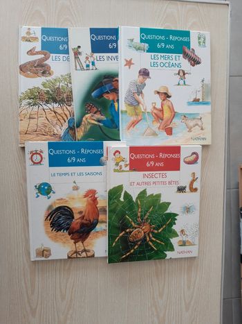 Lot de 5 livres questions/reponses  6/9 ans