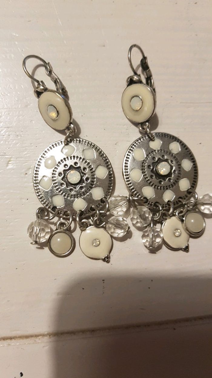 Boucles d'oreille - photo numéro 2