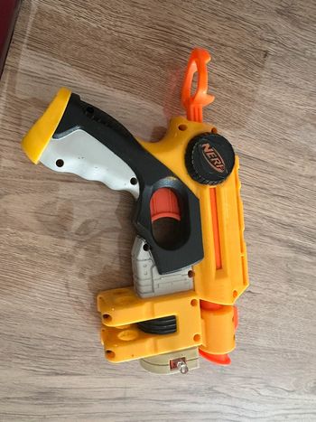 Pistolet nerf