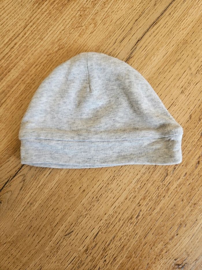Lot bonnets bébé