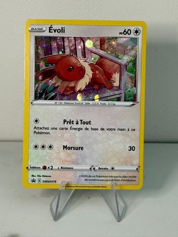 Carte Pokémon promo Evoli swsh175 NM holo