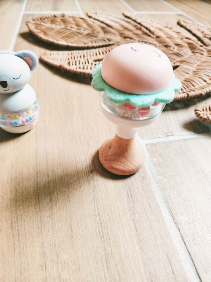 🐨Lot de 2 hochets en bois et plastique panda et fleur marque Vertbaudet - photo numéro 3