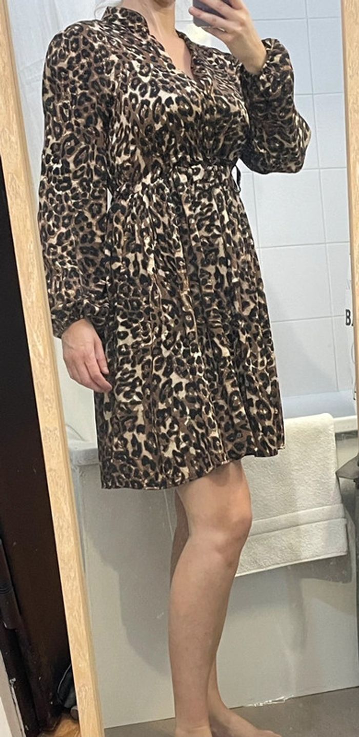 Robe motif léopard neuve