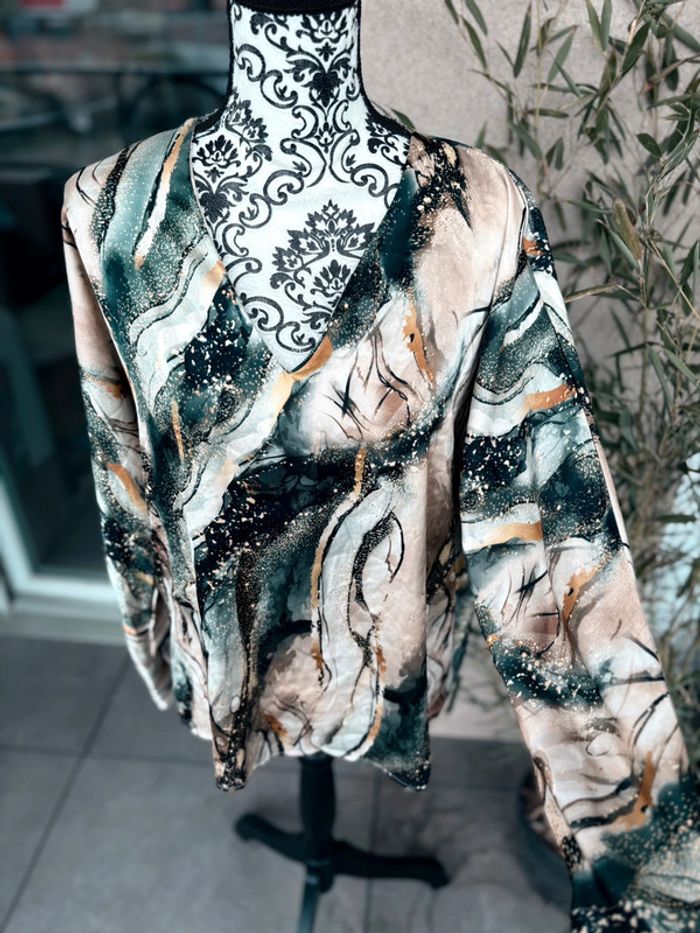 Magnifique blouse neuve femme, taille unique, marque unika - photo numéro 4