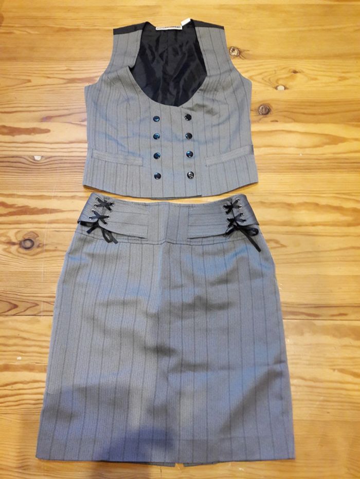 ensemble tailleur gris
