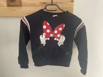 Très joli pull chaud Minnie 8 ans