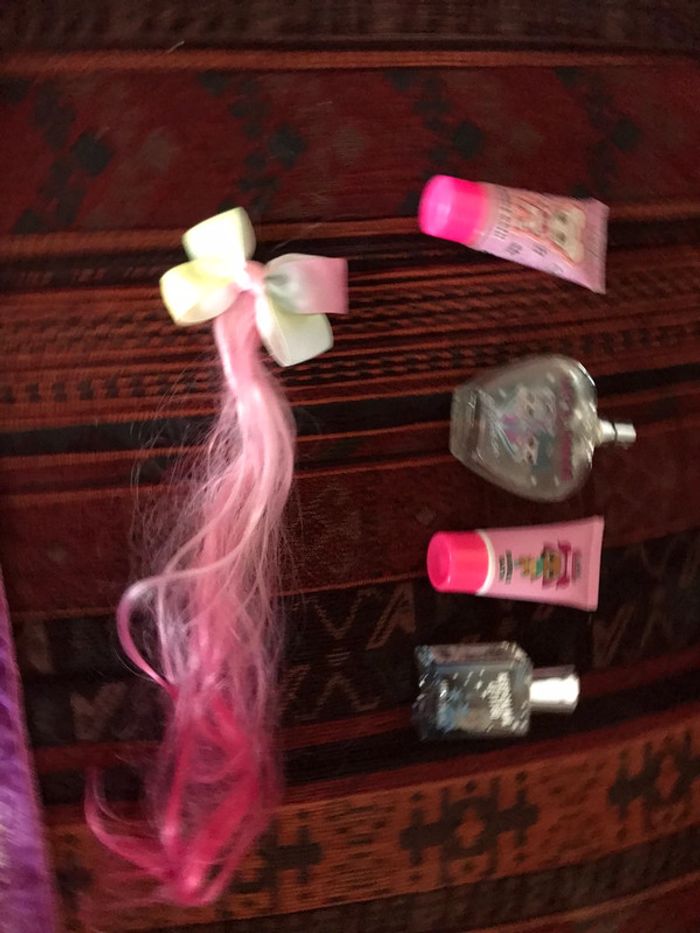 Gros lot bracelets + colliers + vernis + gloss + serre-têtes - photo numéro 6