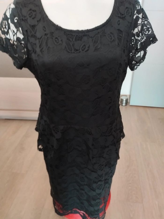 Robe habillée noire femme taille 44 tbe - photo numéro 2