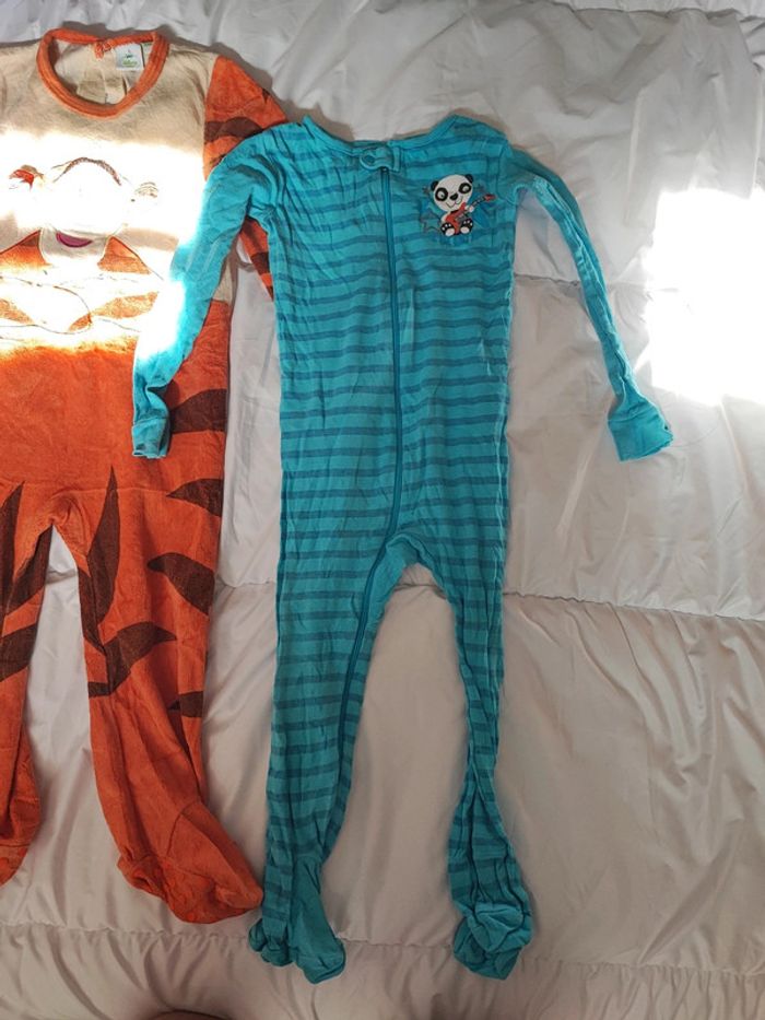 Lot pyjama 24 mois - photo numéro 4