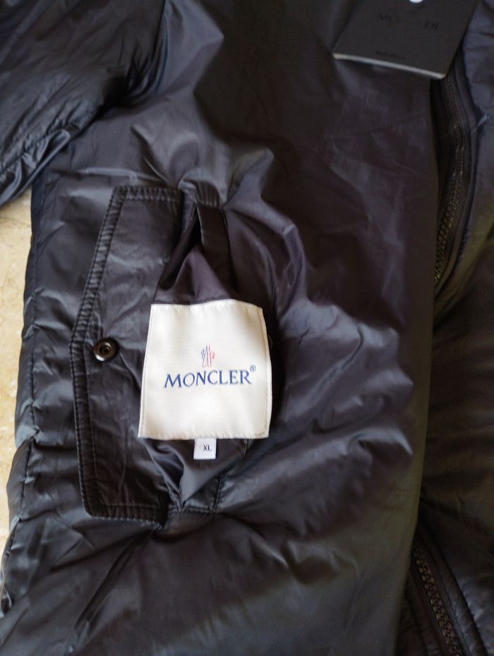 Moncler Veste Réversible Noire XL • 2 en 1 · Très pratique - photo numéro 5