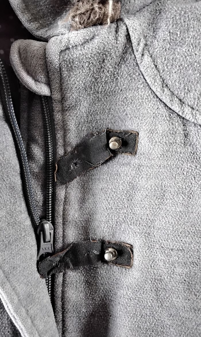 Manteau à capuche  gris  ,fermeture  ,poches  ,Kidkanai  ,3 ans  94cm - photo numéro 4