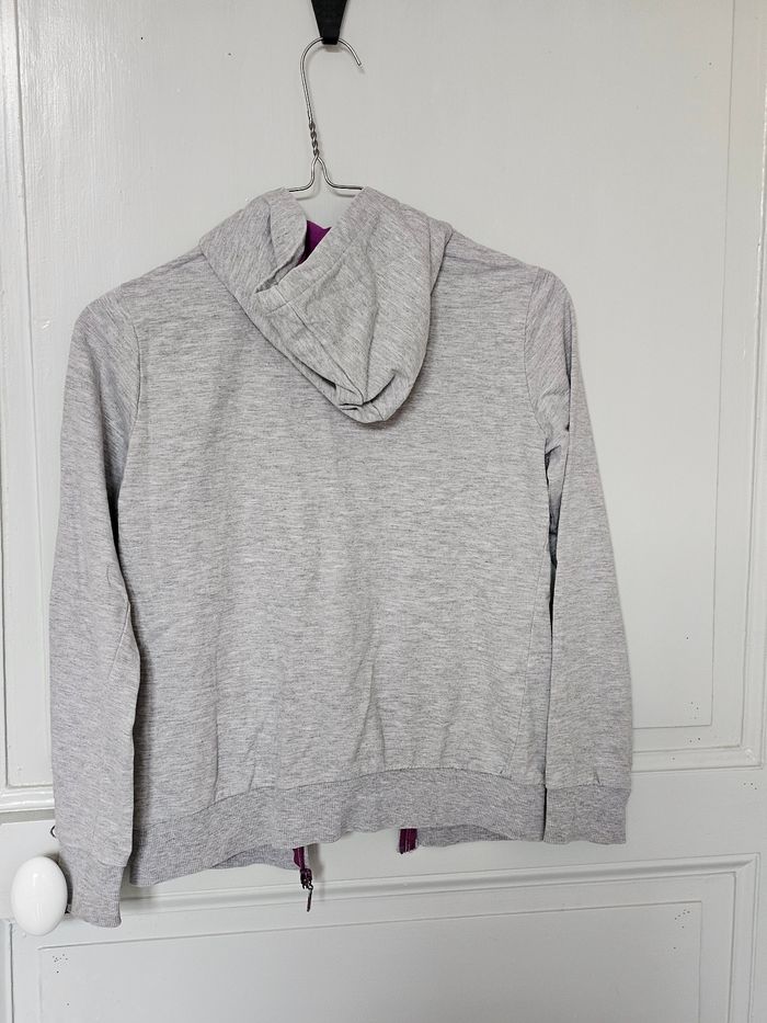 Gilet à capuche 10 ans - photo numéro 2