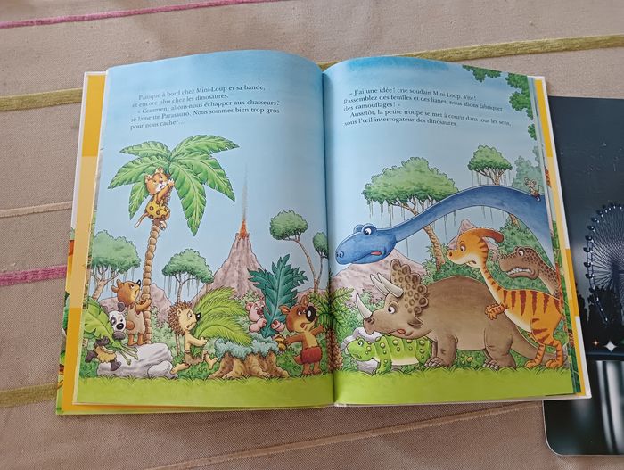 Mini-Loup et les dinosaures - photo numéro 4